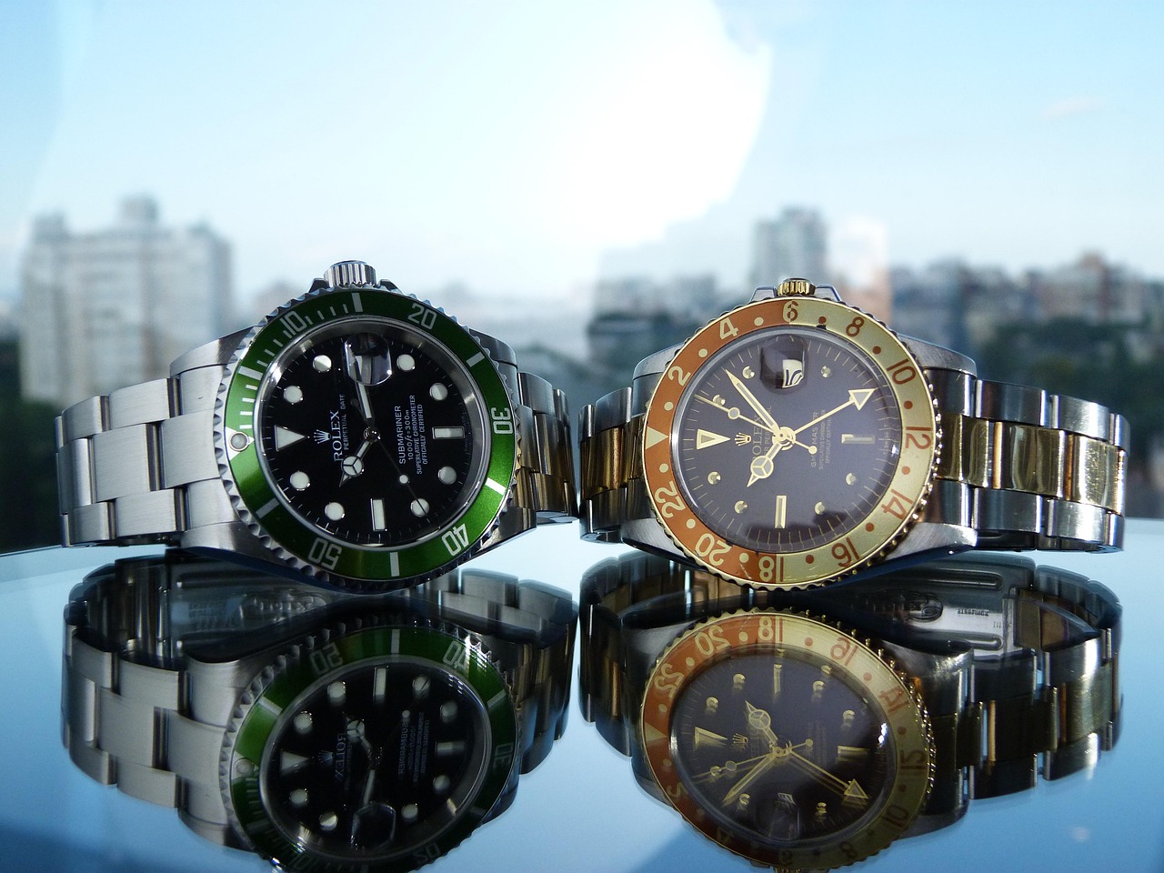 When it comes to elevating your style, the right accessories can make all the difference. Whether you're looking to refine your everyday look or add a touch of luxury to special occasions, WatchHome offers a curated selection of premium watches, sunglasses, and accessories designed to complement every personality and lifestyle. From classic timepieces to statement-making shades, here’s how WatchHome is transforming the way we approach fashion accessories.
